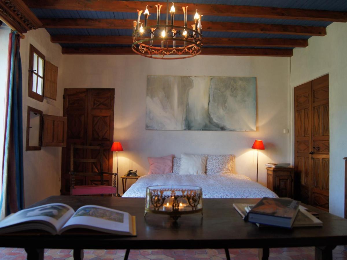 فينوف ليز أفيجْنْ Maison Orsini الغرفة الصورة
