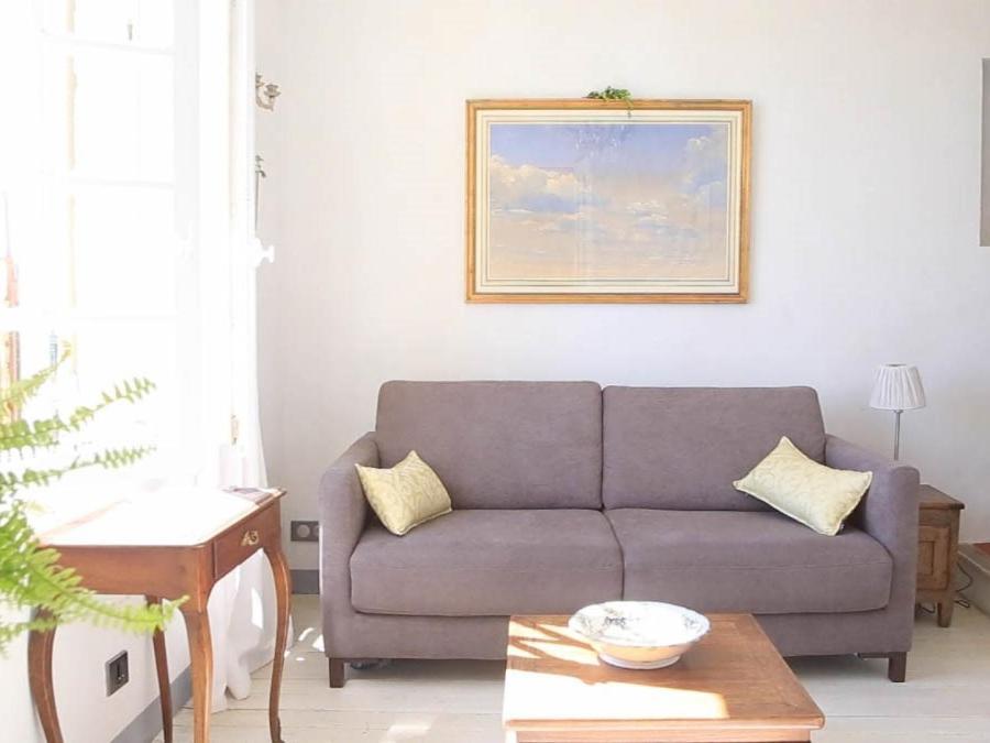 فينوف ليز أفيجْنْ Maison Orsini الغرفة الصورة