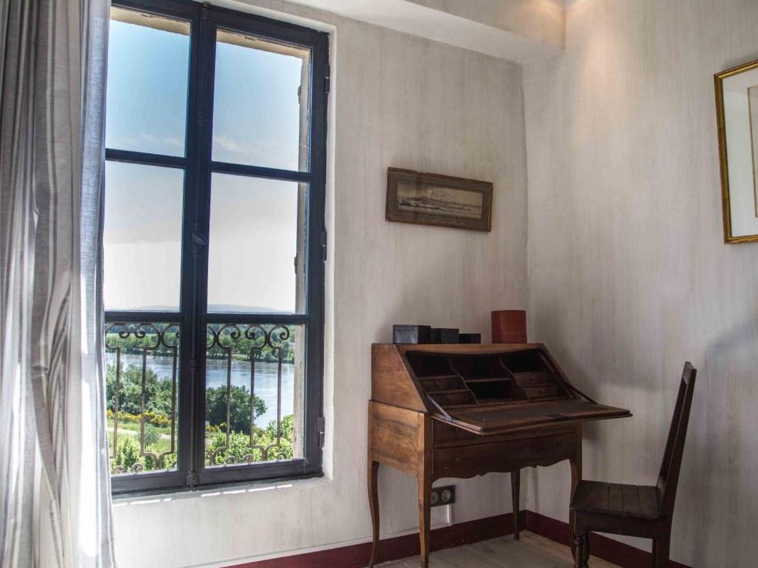 فينوف ليز أفيجْنْ Maison Orsini الغرفة الصورة
